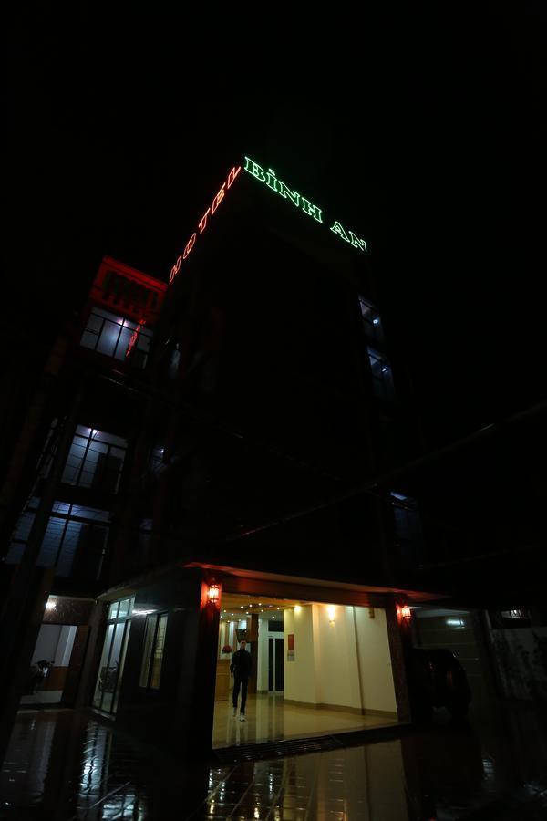Binh An Hotel Noi Bai Bagian luar foto